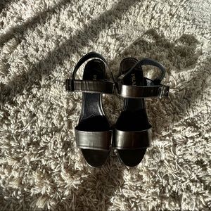 Brand New Prada Platform Heel - 39 - never been worn